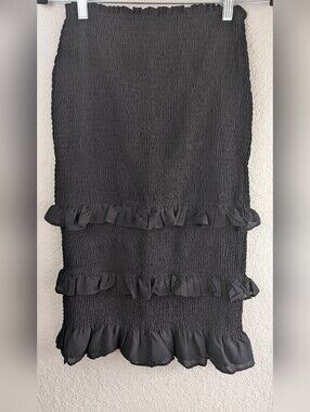Abercrombie & Fitch Smocked Tiered Bodycon Skirt Black M Stretch Going Out